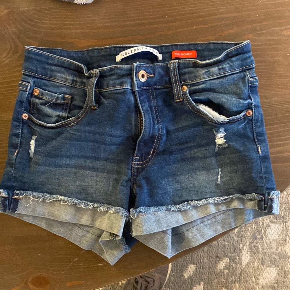 Celebrity pink shorts “the honey” size 5